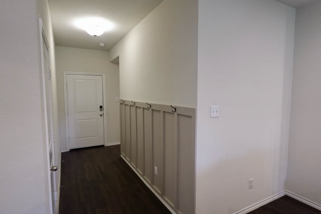 Photo - 3625 Cody Ln