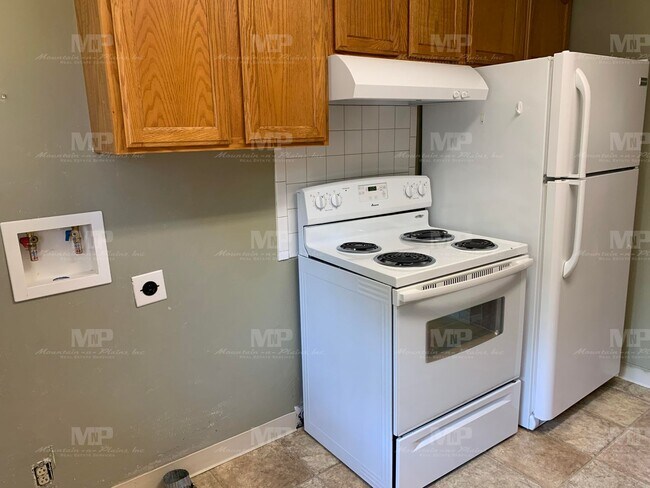 Photo - 1020 N Taft Hill Rd