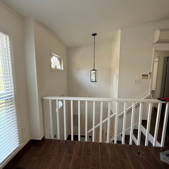 Living room - 8632 Conklin Pl