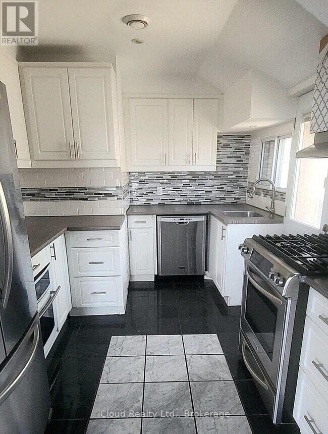 Photo - 645 Beach Blvd