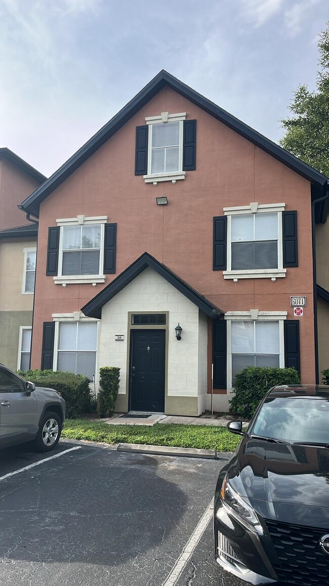 Building Photo - 6071 Westgate Dr Rental
