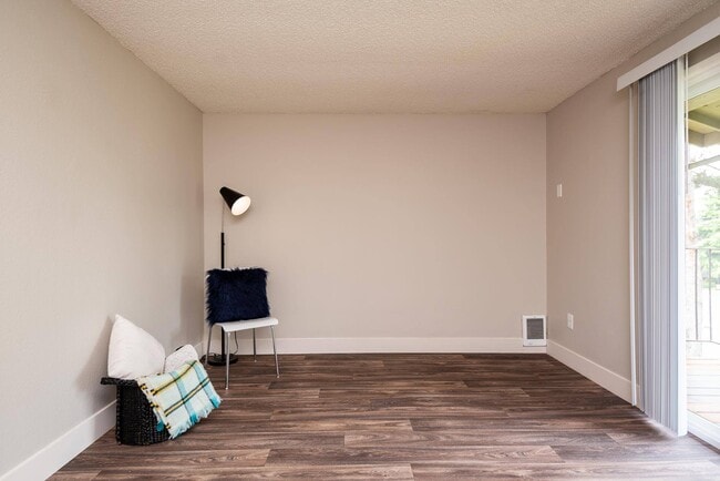 Oak Grove Living Room