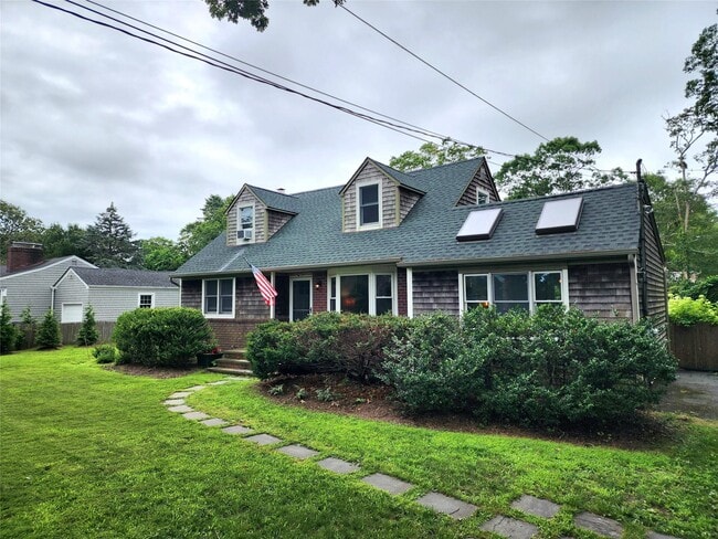 Photo - 122 Lewis Rd