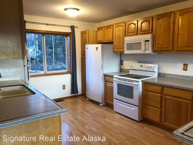 Photo - 3 br, 2 bath House - 1780 E. Raven Circle