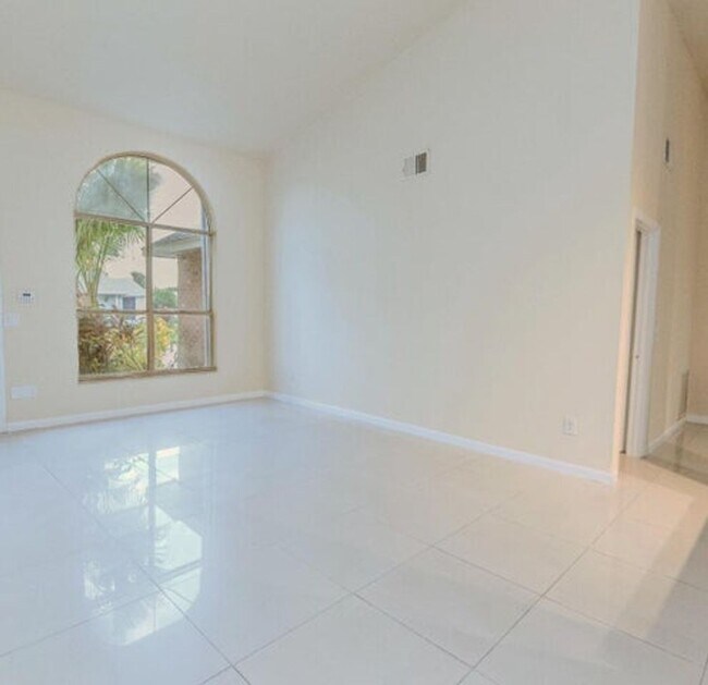 Photo - 8111 Cedar Hollow Ln