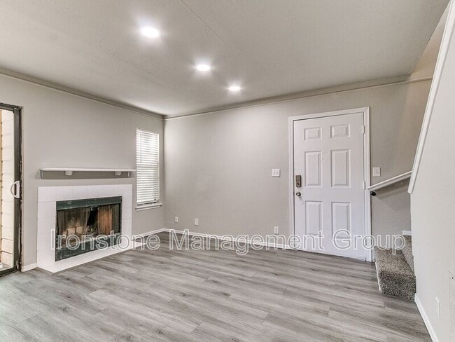 Photo - 1113 W Fulton St