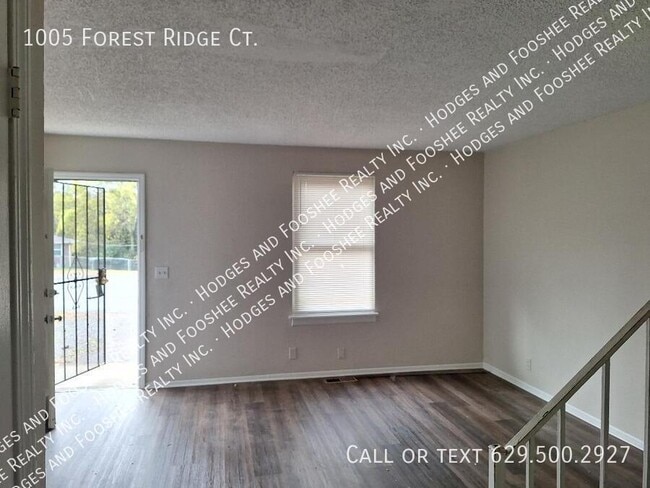 Photo - 1005 Forest Ridge Ct