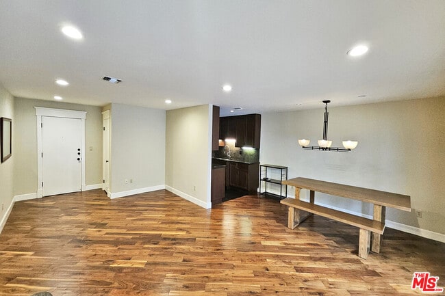 Photo - 382 E California Blvd Unit 106