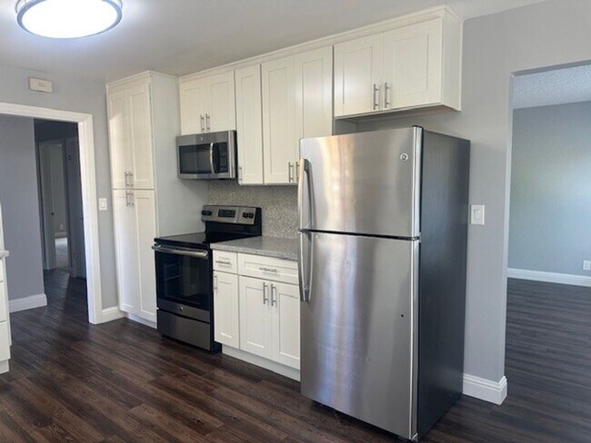 Photo - 55-2001 Unidad 3143