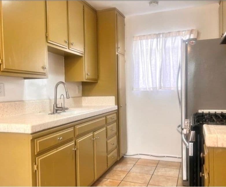 Photo - 1332 Engracia Ave