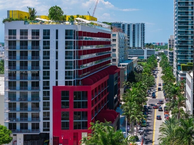 Building Photo - 90 FL-90 Unit 503