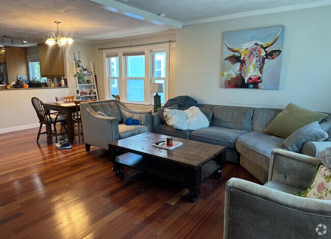 Building Photo - 19 Gordon St Unit 2 Rental