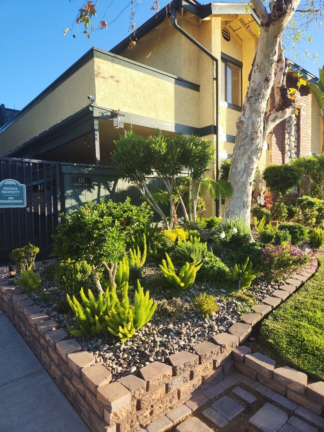 Photo - 131 Montana St Unit F