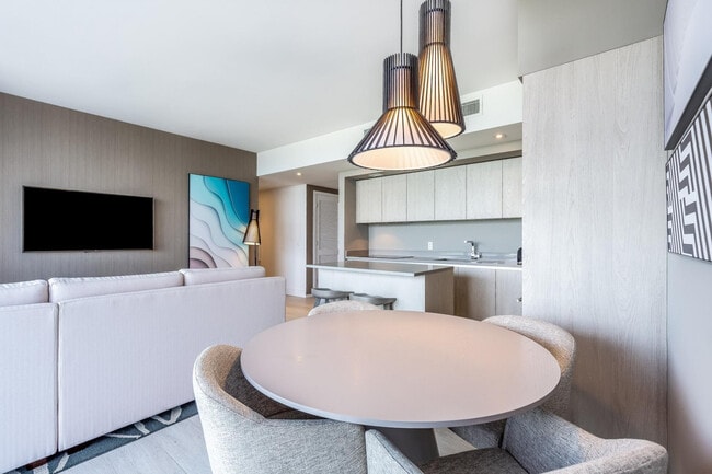 Photo - 2723 Hallandale Beach Blvd Unidad FL22-ID1049813P