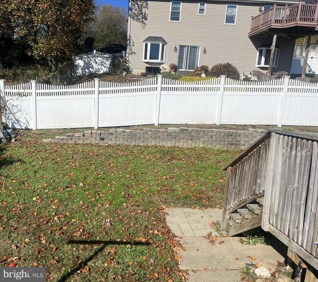 Photo - 1551 Fairview Ave Unidad B