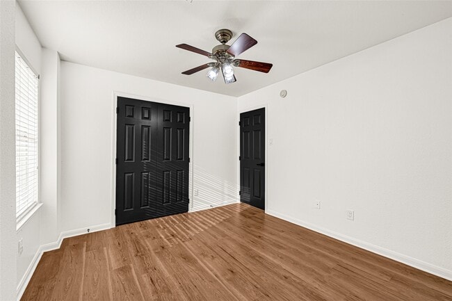 Photo - 15911 Breanna Ln