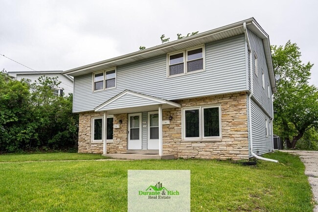 Photo - 1434 Josephine St