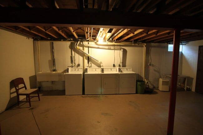 Photo - Browns Court Apartments