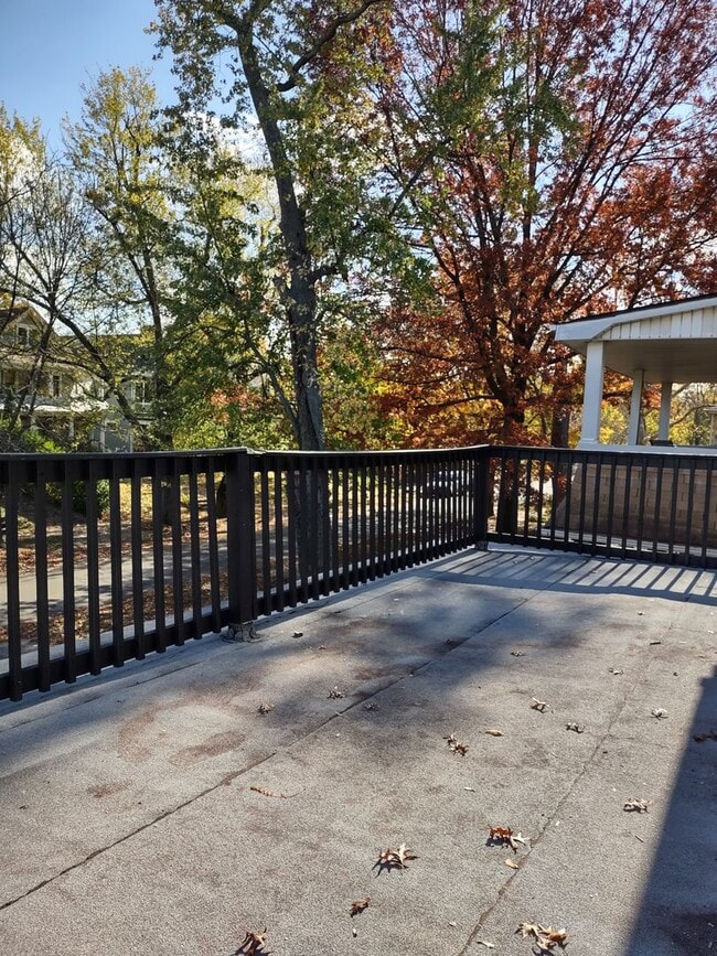 Photo - 2174 Oakdale Rd Unit Upper