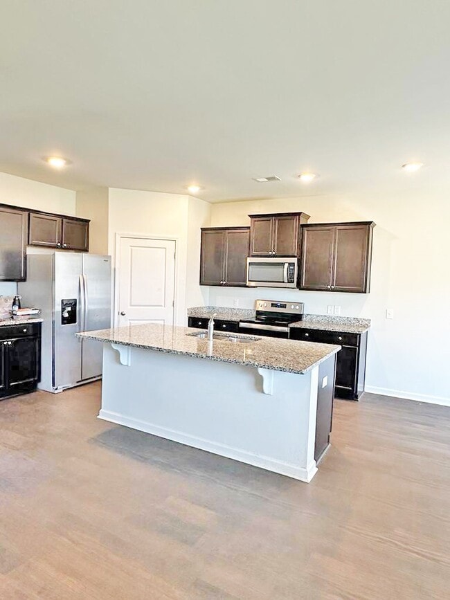 Photo - 163 Hogan Dr