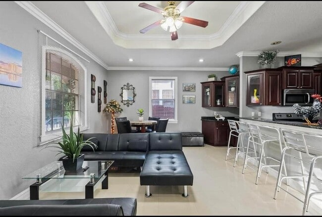 Photo - 2324 W Palmetto St