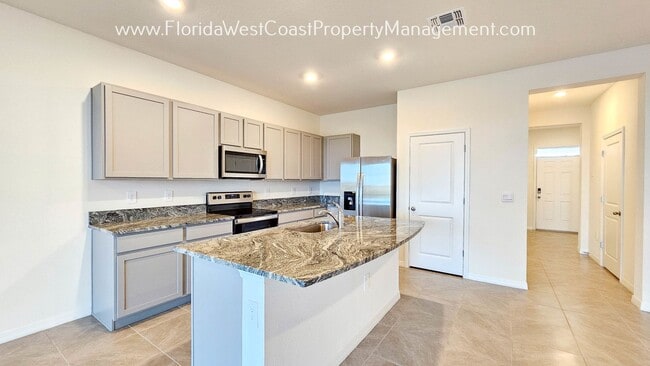 Photo - SPACIOUS STAR FARMS 3 BEDROOM/2.5 BATH TOWNHOME PRE-LEASING FOR APRIL 2026!