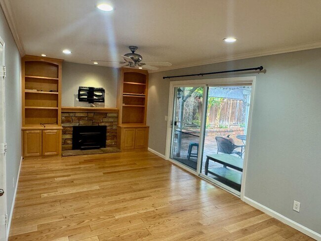 Photo - 5846 Pontiac Dr