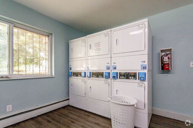 Laundry Room - Waterview on the Parkway Apartments