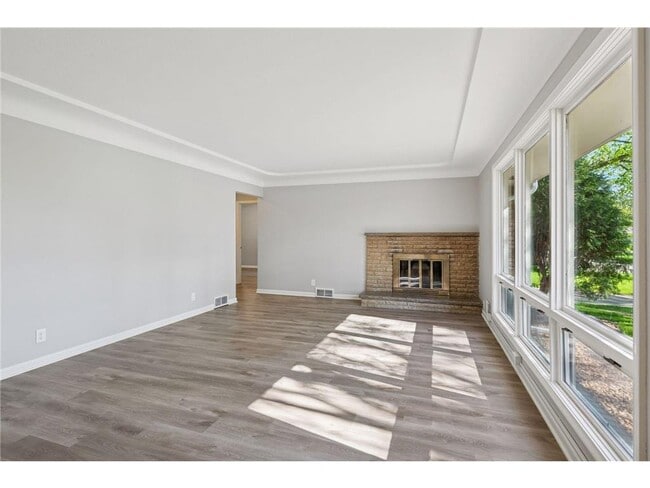 Photo - 6416 Wilryan Ave