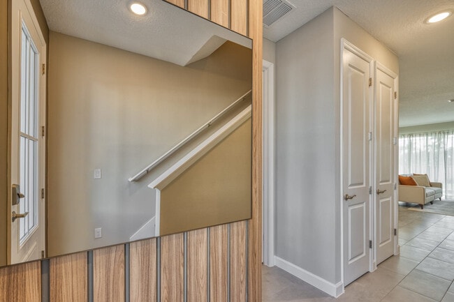 Photo - 8013 Formosa Vly Pl Unit ID1280800P