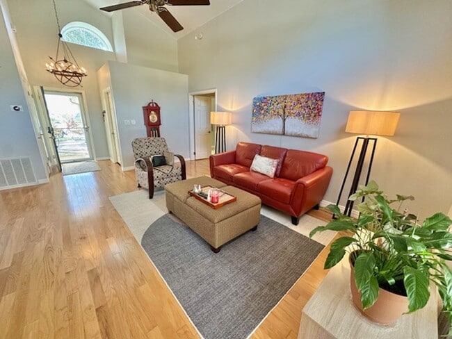 Photo - Lake Mary - 2 Bedroom, 2 Bathroom - $2,095.00