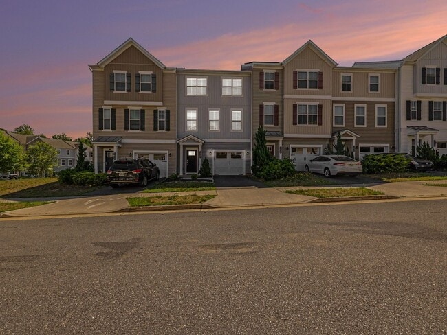 Photo - TOWNHOME FOR RENT