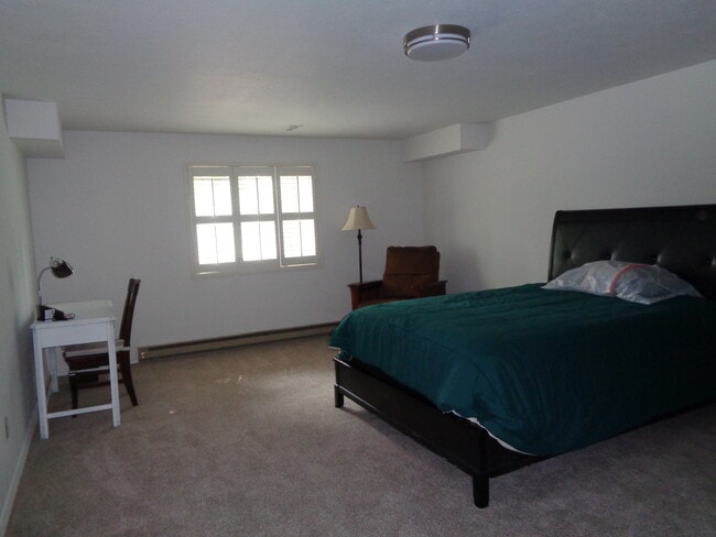 Building Photo - 602 W Holmberg Ln