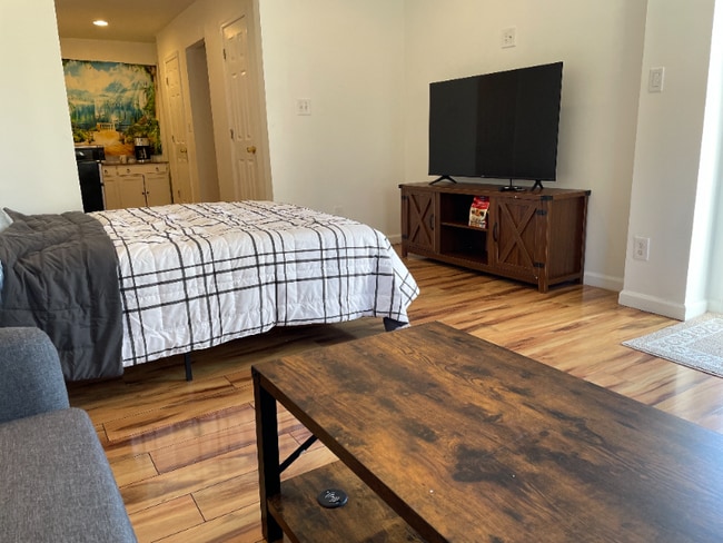 Photo - 2512 Linwood Ln Unit 2M