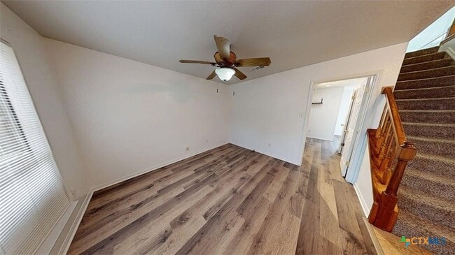 Photo - 609 Man O War Dr