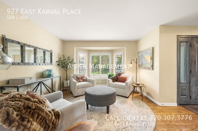 927 E Karval Pl
