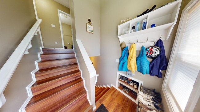 Photo - 12205-12103 103 St