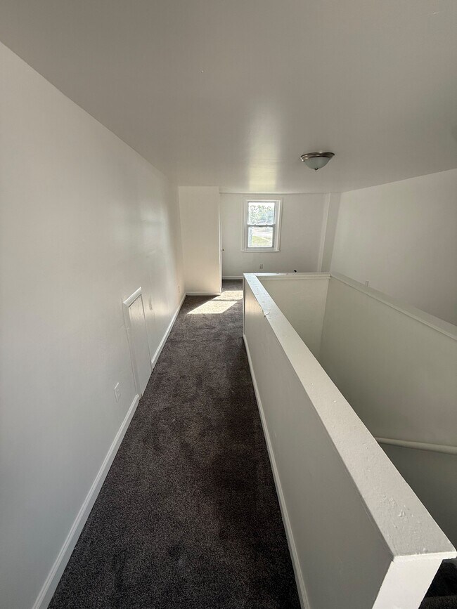 Photo - 14295 Wade St
