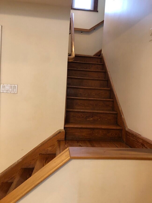 Photo - 17 Holman St Unit 1