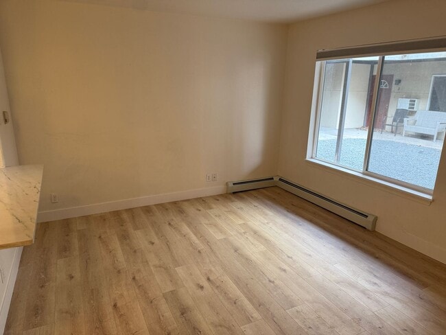Photo - Available NOW! Updated 1 Bedroom 1 Bath Condo for Rent in Jefferson Park Unit 4