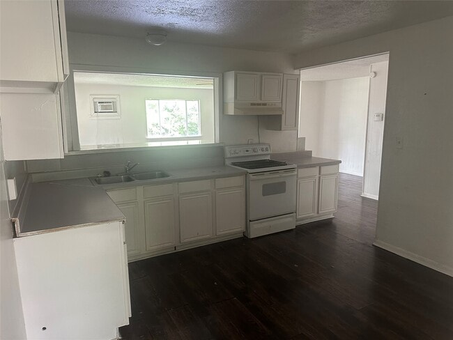 Photo - 3118 Dacca Dr