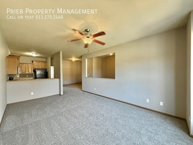 Photo - 805 S Woodson Ct