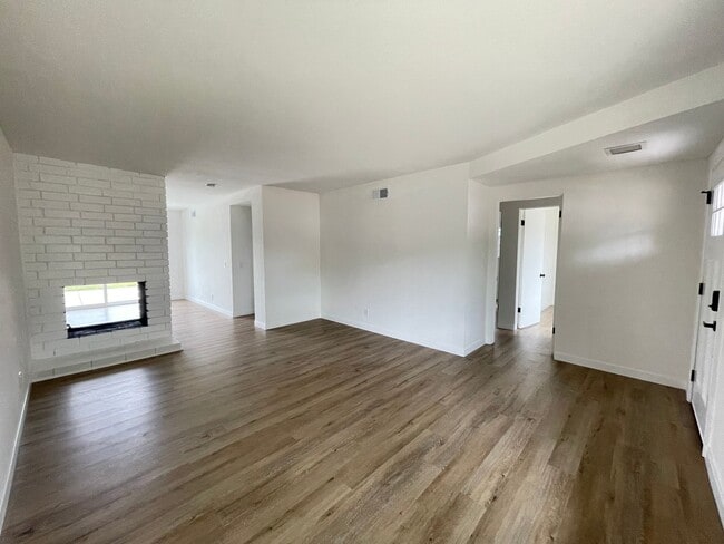 121 Huntington Pl