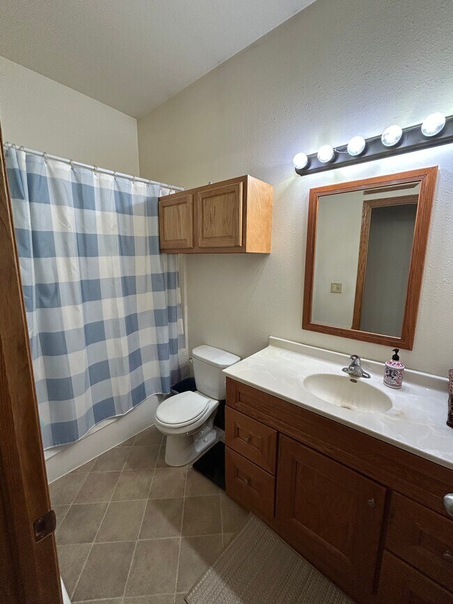 5225 W 6th St Unit 2