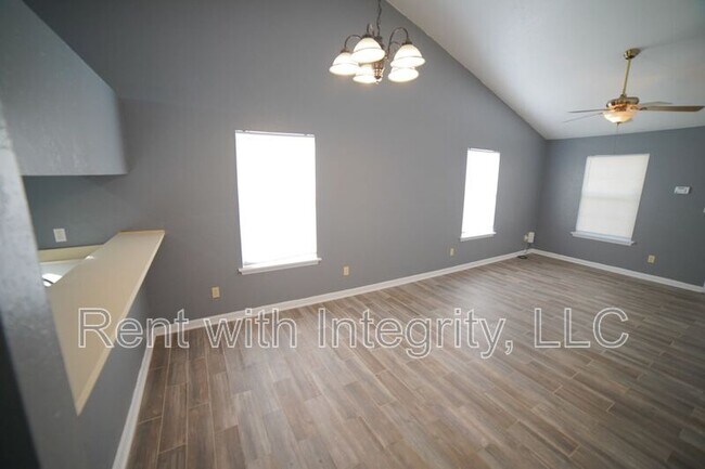 Photo - 6315 S Placid Pl