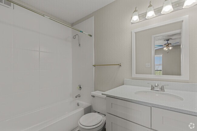 2B/2BA - 1100 sqft