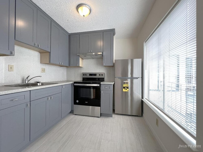 Photo - 1257 10th Ave Unit 5