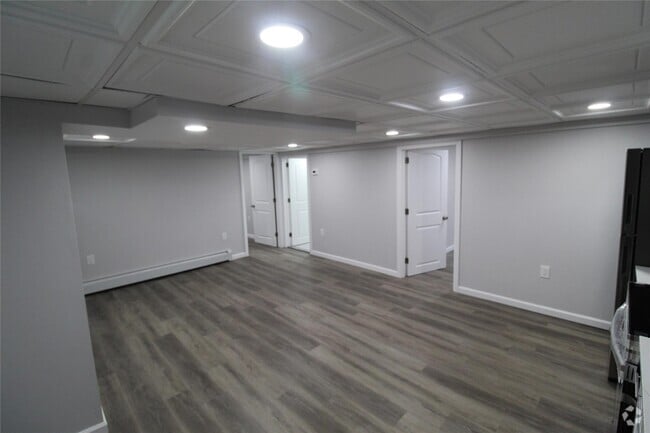 Building Photo - 23 Frederick Ave Rental