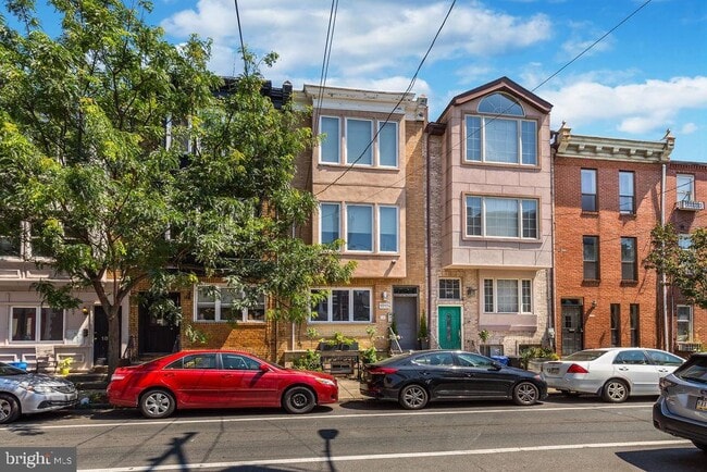Building Photo - 1815 Bainbridge St Rental
