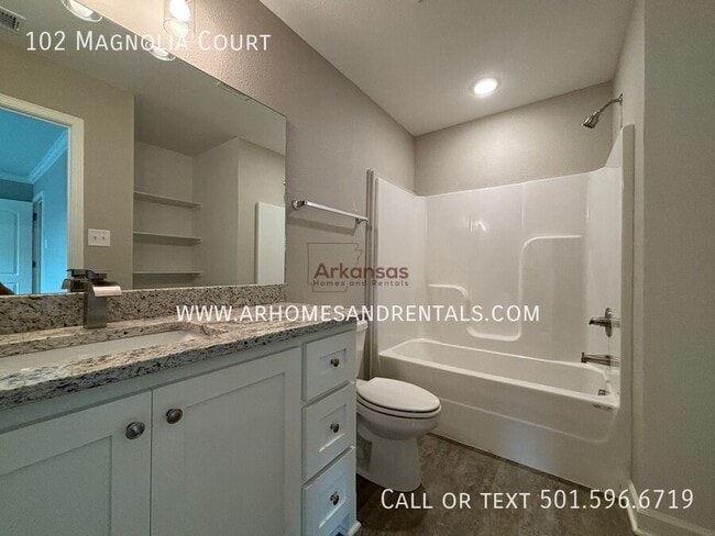 Photo - 102 Magnolia Ct